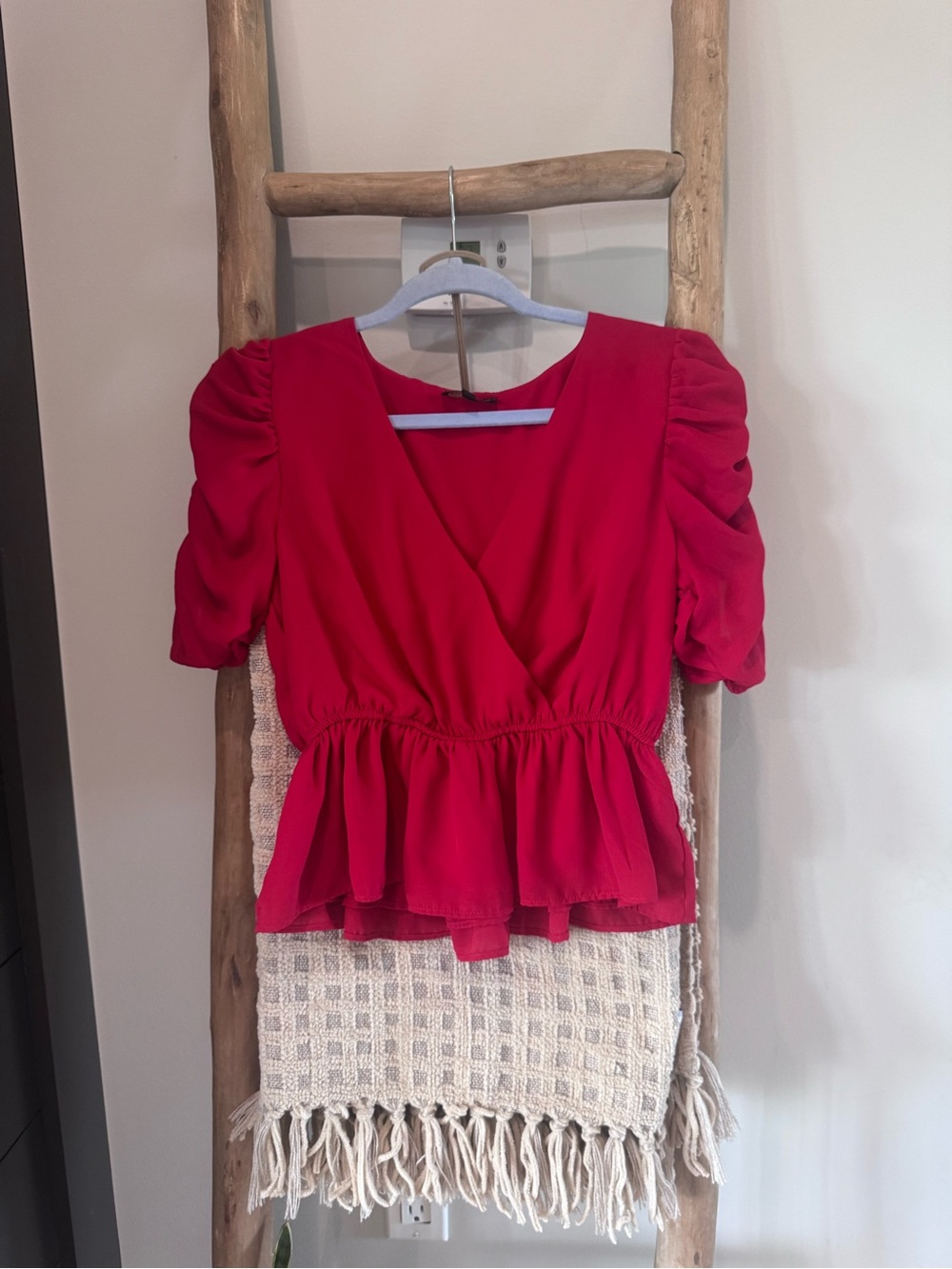 ❤️ Red V-Neck Blouse – Size Small ❤️